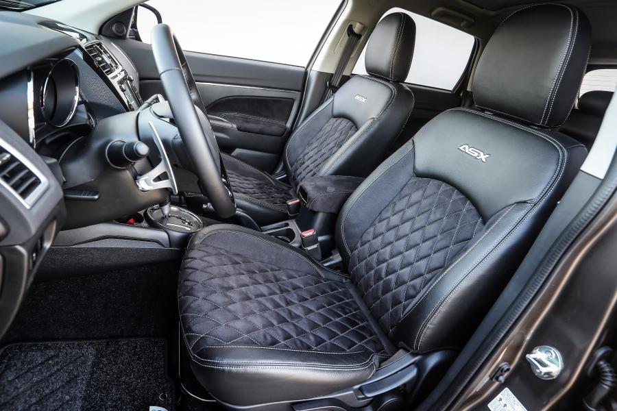 Интерьер Mitsubishi ASX 2016 года  (фото 20 из 50)
